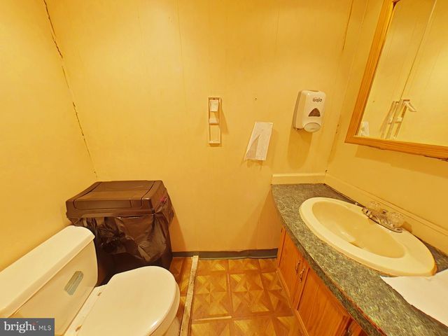 2258-60 N FRONT ST, Philadelphia, PA 19133