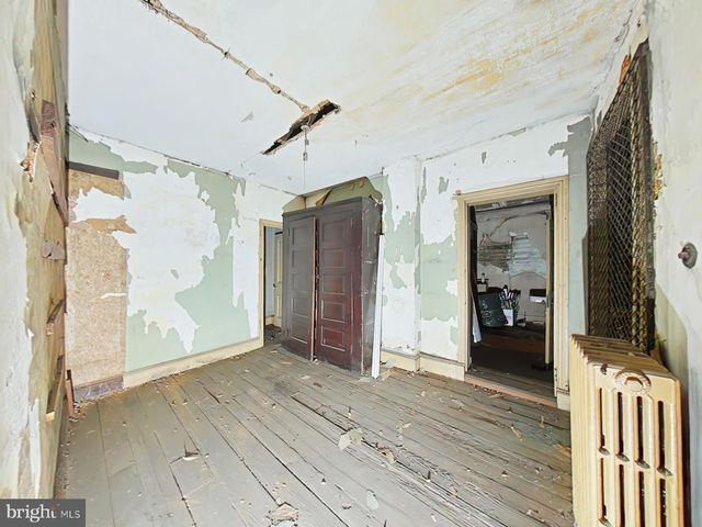 2258-60 N FRONT ST, Philadelphia, PA 19133