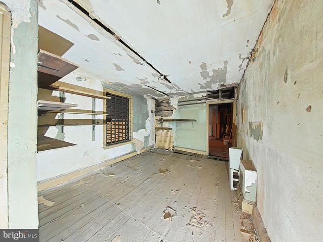 2258-60 N FRONT ST, Philadelphia, PA 19133