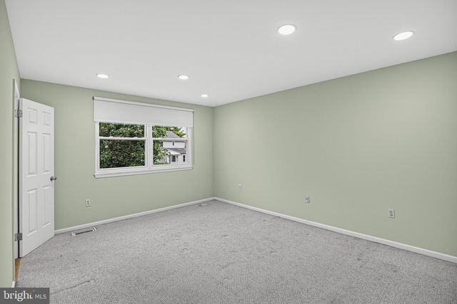 71 S TIMBER, Southampton, PA 18966