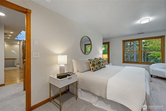 9422 22nd Avenue NW, Gig Harbor, WA 98332