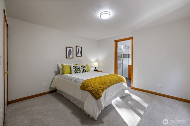 9422 22nd Avenue NW, Gig Harbor, WA 98332