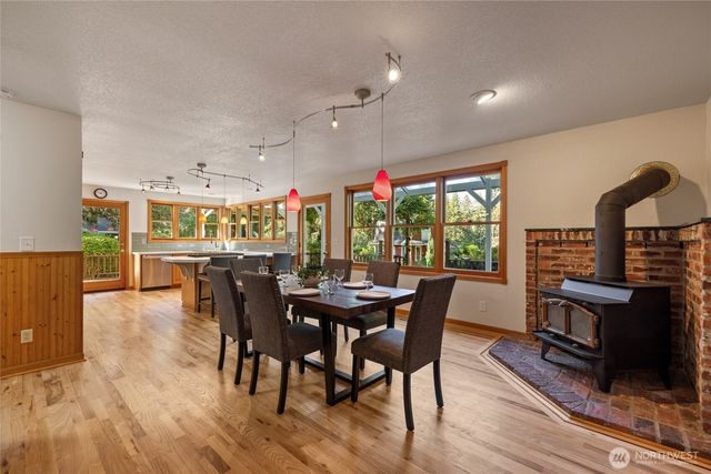 9422 22nd Avenue NW, Gig Harbor, WA 98332