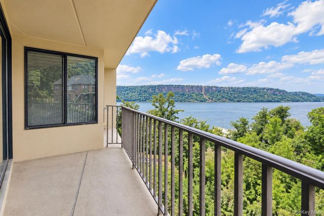 1155 Warburton Avenue 2A, Yonkers, NY 10701