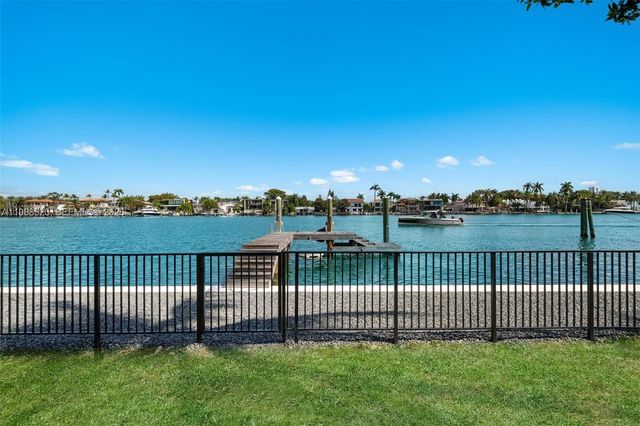 93 Palm Ave, Miami Beach, FL 33139