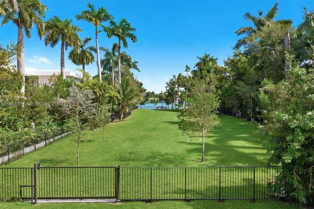 93 Palm Ave, Miami Beach, FL 33139