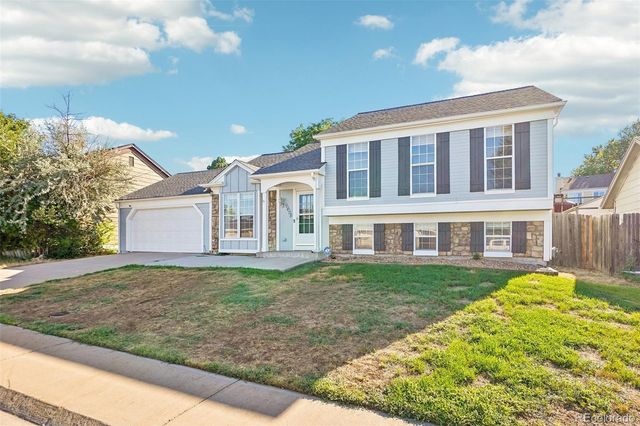 5873 S Nepal Street, Aurora, CO 80015