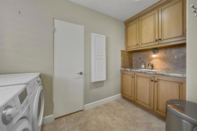 818 Inverness Drive, Rancho Mirage, CA 92270