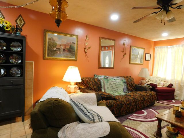 503 Mountain View Avenue, Harlan, KY 40831