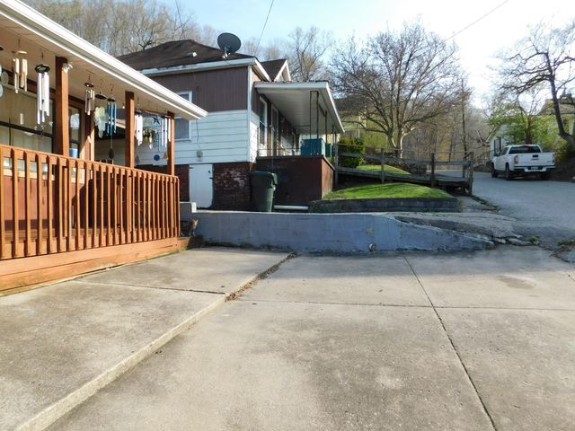 503 Mountain View Avenue, Harlan, KY 40831