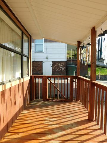 503 Mountain View Avenue, Harlan, KY 40831