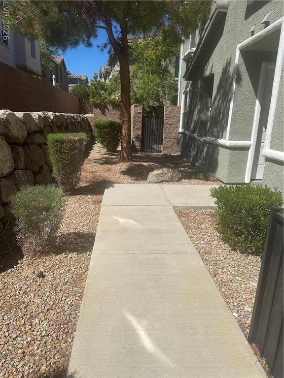 25 Lone Cove Court 1, Henderson, NV 89012 — photo 3