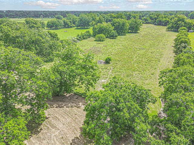 2125 Peach Ridge Road, Brookshire, TX 77423