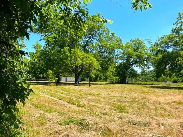 2125 Peach Ridge Road, Brookshire, TX 77423