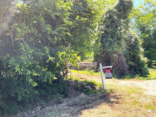 2125 Peach Ridge Road, Brookshire, TX 77423