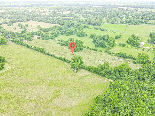 2125 Peach Ridge Road, Brookshire, TX 77423