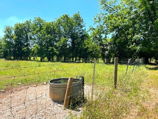2125 Peach Ridge Road, Brookshire, TX 77423
