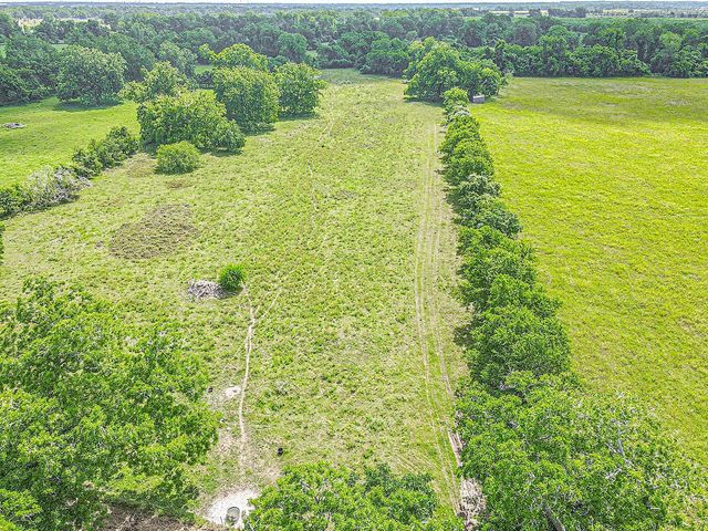 2125 Peach Ridge Road, Brookshire, TX 77423