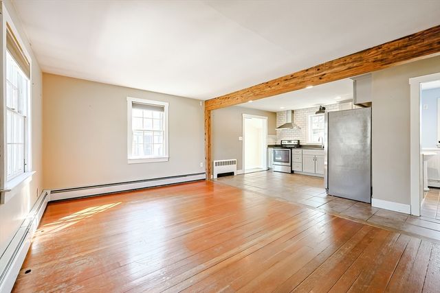 358 Briggs Rd, Westport, MA 02790