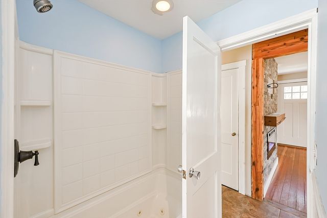 358 Briggs Rd, Westport, MA 02790