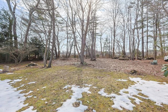 358 Briggs Rd, Westport, MA 02790