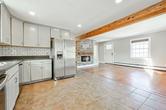 358 Briggs Rd, Westport, MA 02790