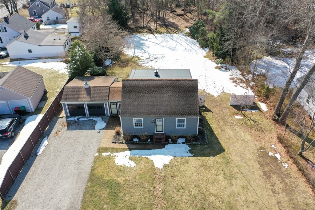 358 Briggs Rd, Westport, MA 02790