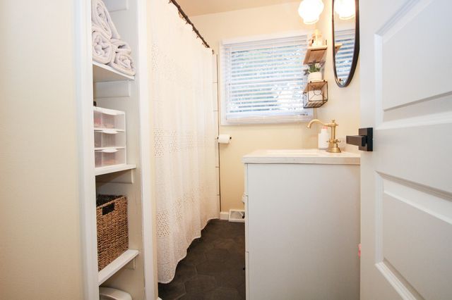 524 E Penn Street, Wheatfield, IN 46392