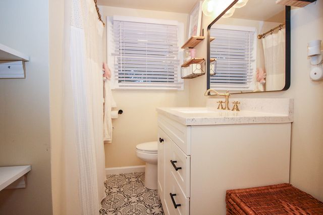 524 E Penn Street, Wheatfield, IN 46392