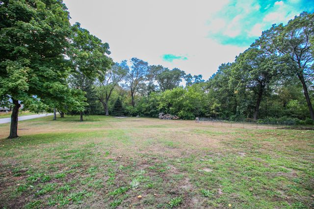 524 E Penn Street, Wheatfield, IN 46392