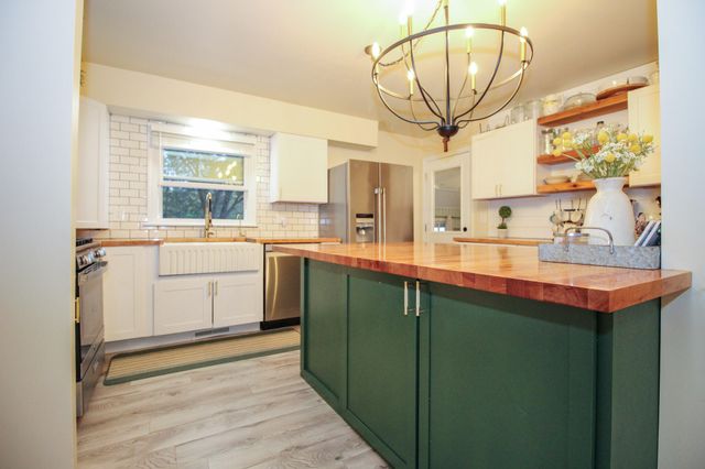 524 E Penn Street, Wheatfield, IN 46392