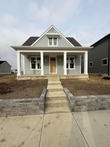 5123 W Maple Drive, Lewis Center, OH 43035