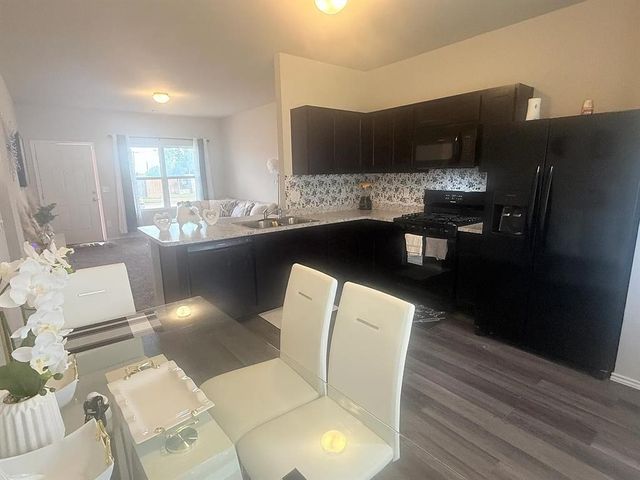 839 W Judy Drive, Mustang, OK 73064