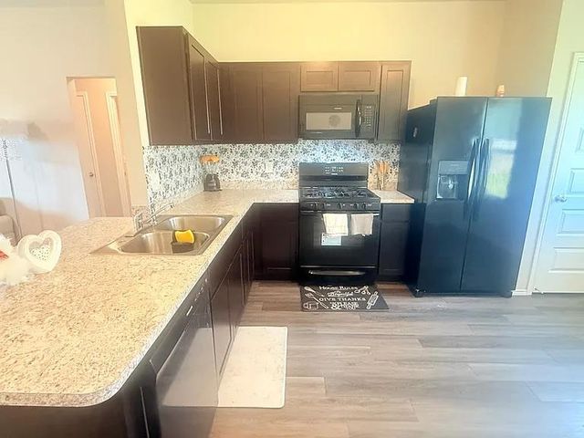 839 W Judy Drive, Mustang, OK 73064