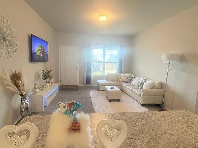 839 W Judy Drive, Mustang, OK 73064
