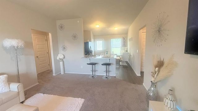839 W Judy Drive, Mustang, OK 73064