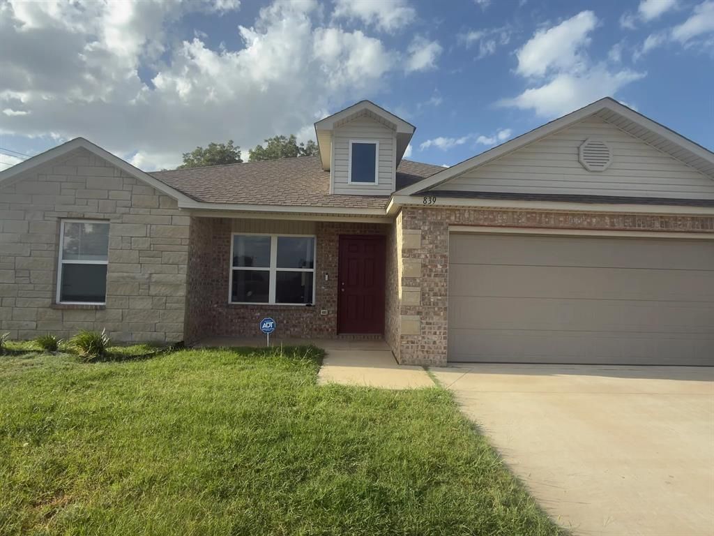 839 W Judy Drive, Mustang, OK 73064