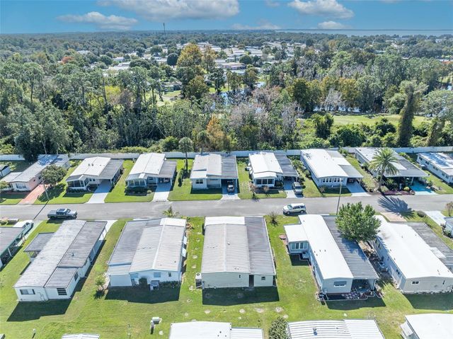 223 PARADISE S, Leesburg, FL 34788