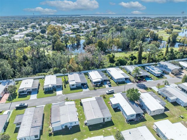 223 PARADISE S, Leesburg, FL 34788