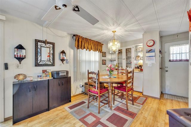 223 PARADISE S, Leesburg, FL 34788