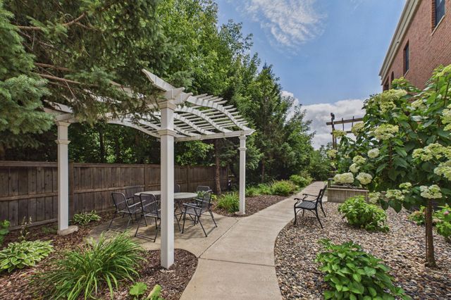 3125 Inglewood Avenue S 201, Saint Louis Park, MN 55416