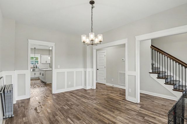 272 Bluebell Dr, Clarksville, TN 37043
