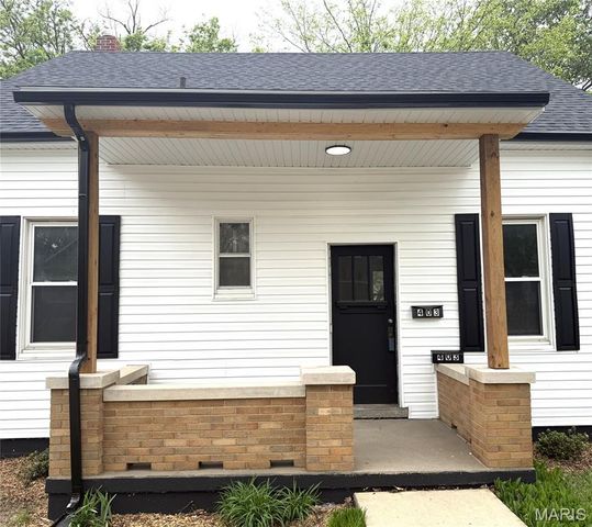 403 S Market Street, Waterloo, IL 62298