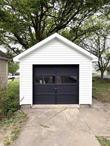 403 S Market Street, Waterloo, IL 62298