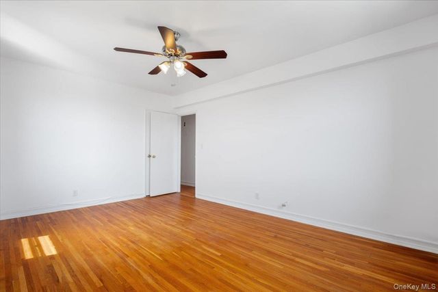 142 Garth Road 5K, Scarsdale, NY 10583