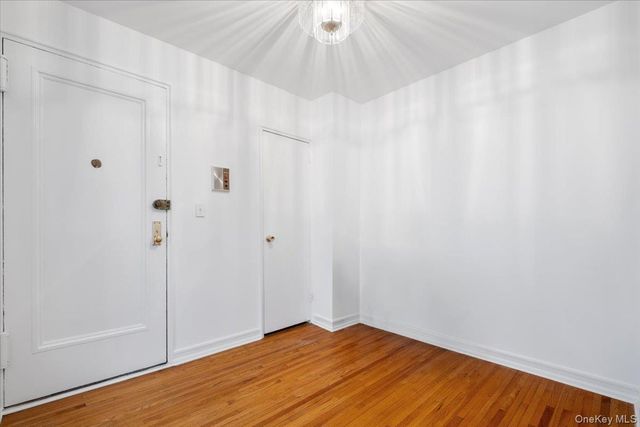 142 Garth Road 5K, Scarsdale, NY 10583