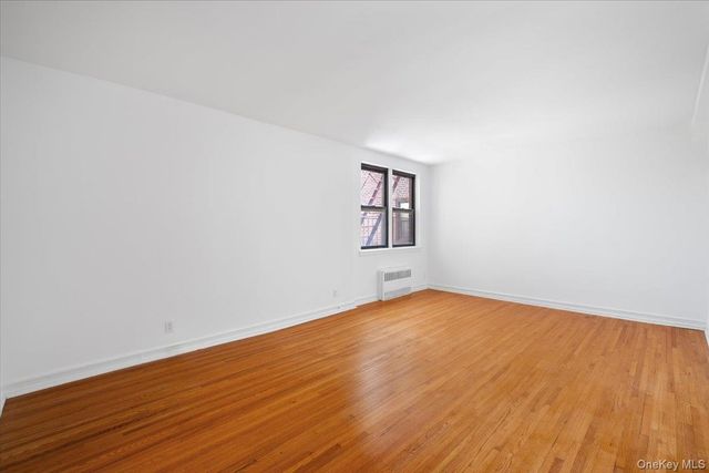 142 Garth Road 5K, Scarsdale, NY 10583