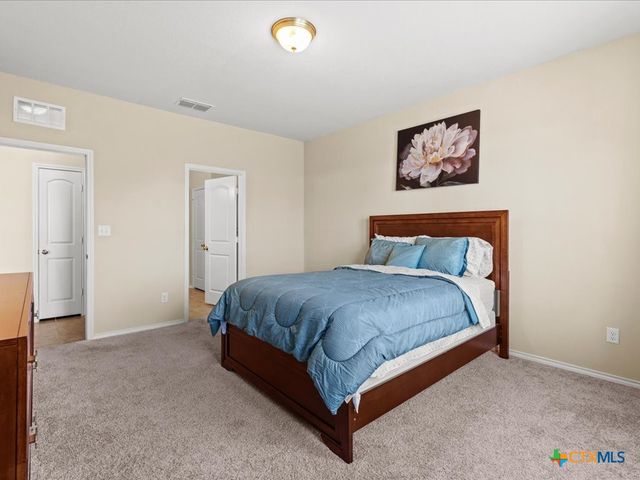 2818 Ridge Berry Road, New Braunfels, TX 78130