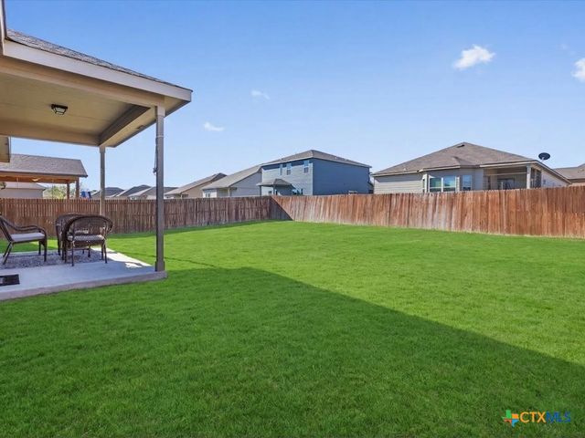 2818 Ridge Berry Road, New Braunfels, TX 78130