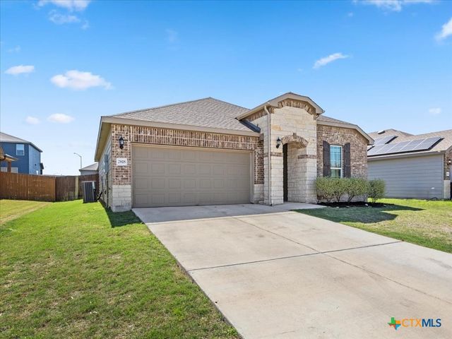 2818 Ridge Berry Road, New Braunfels, TX 78130